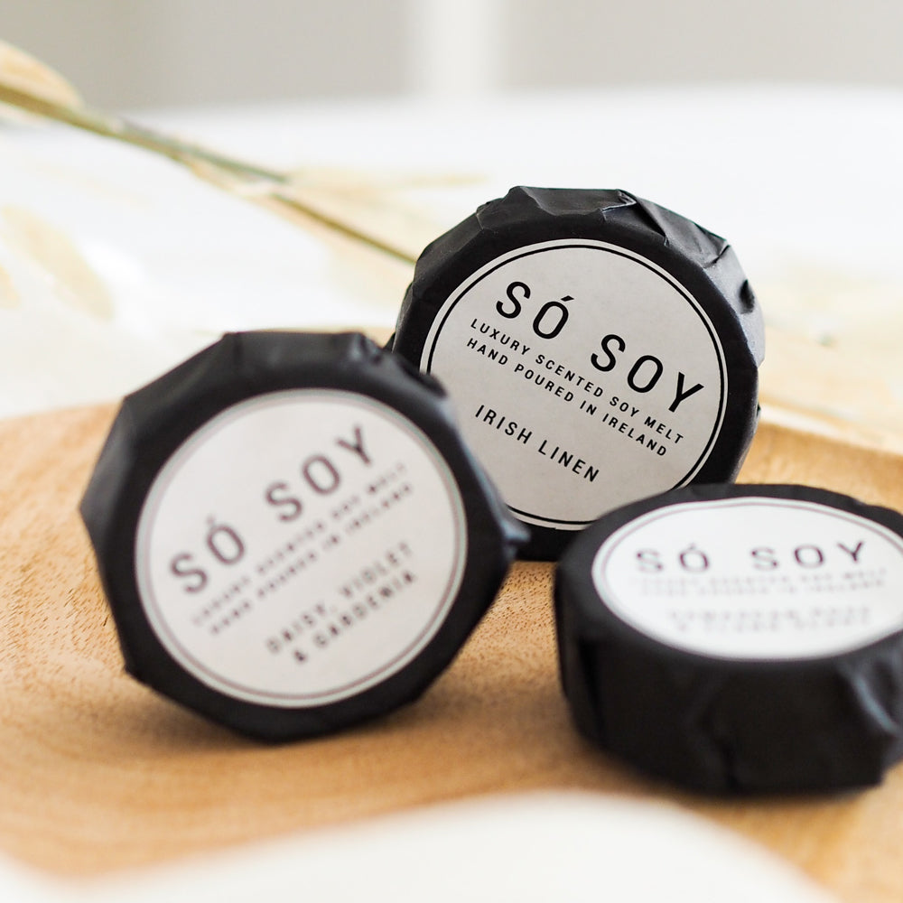Irish Linen Wax Melt by So Soy Hand Poured in Ballymoney