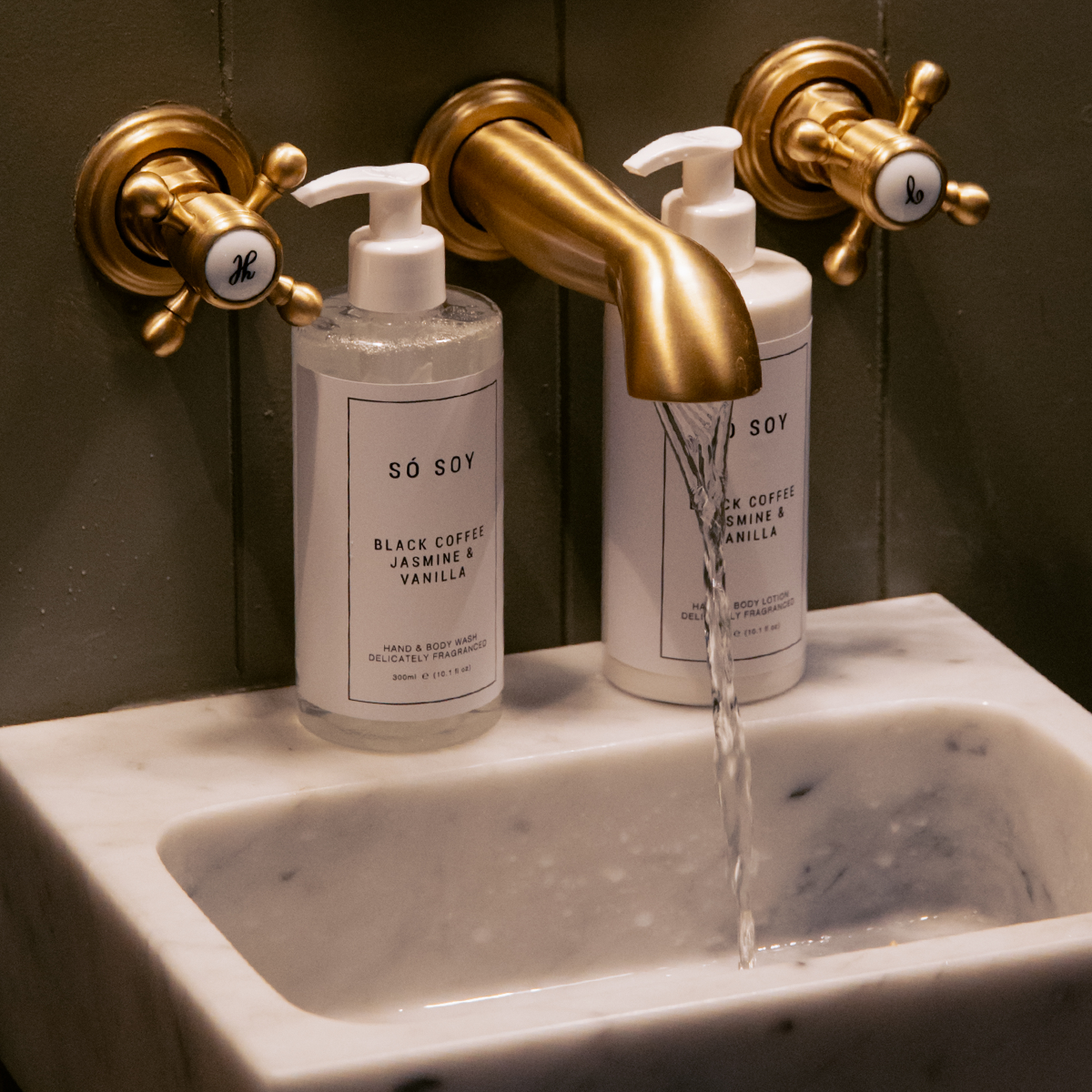 Só Soy Black Coffee, Jasmine & Vanilla Hand & Body Wash 300ml
