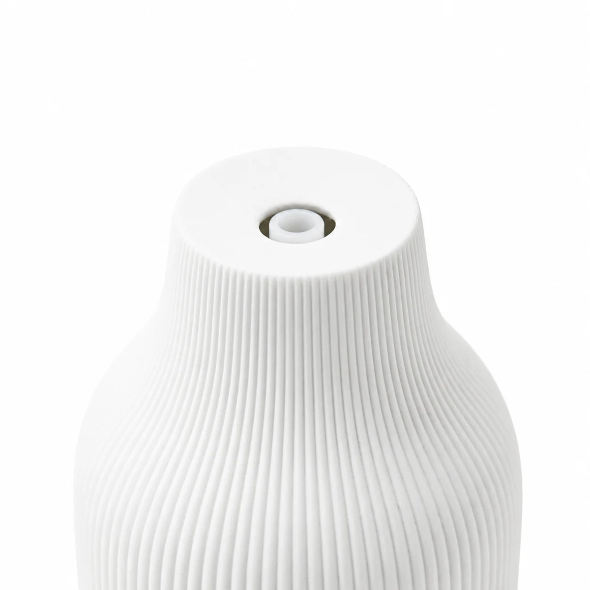 Ceramic Ribbed Electric Aroma Diffuser